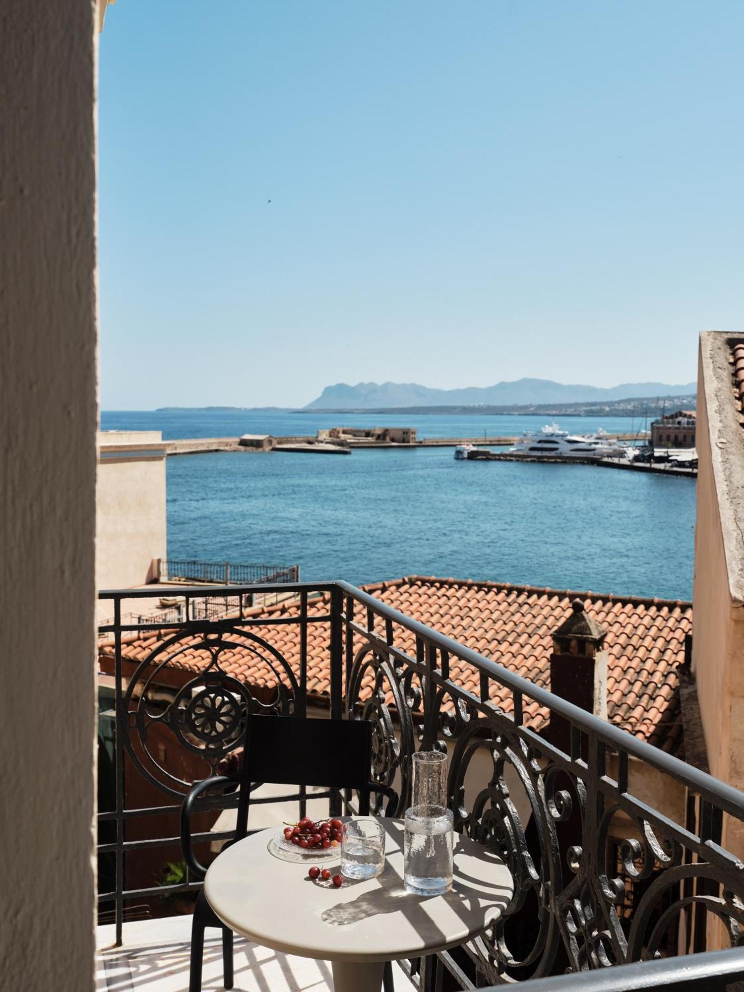 Casa Delfino Hotel & Spa Chania  ภายนอก รูปภาพ